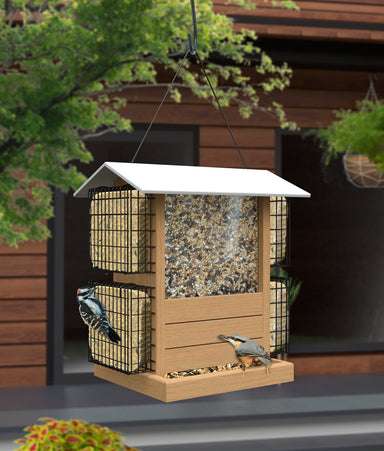 WoodLink Nordic Deluxe Ranch Bird Feeder in use