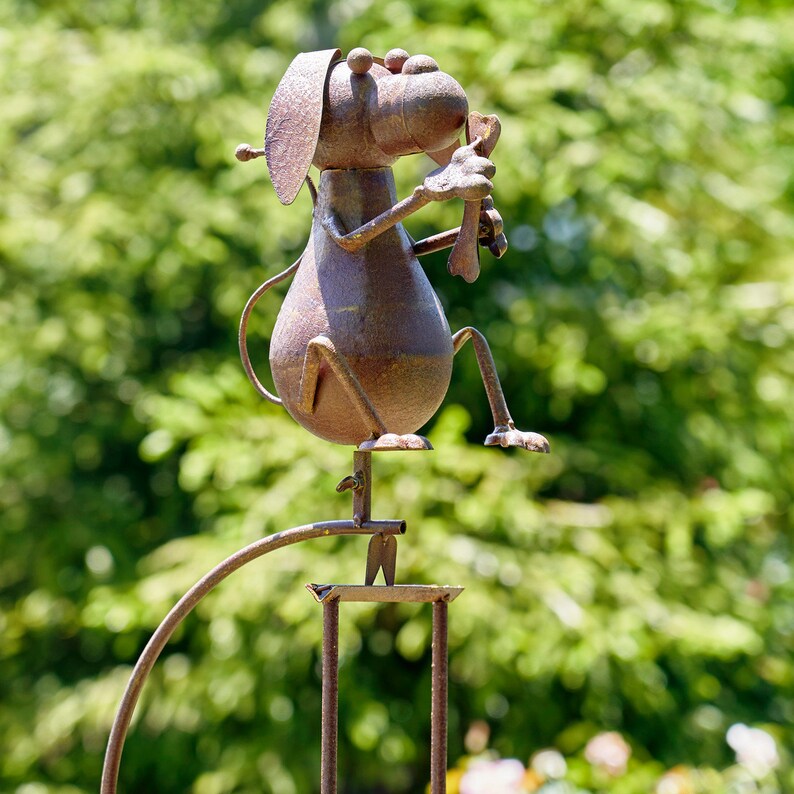 Rusty animal garden swing stake, dog style with glass ball