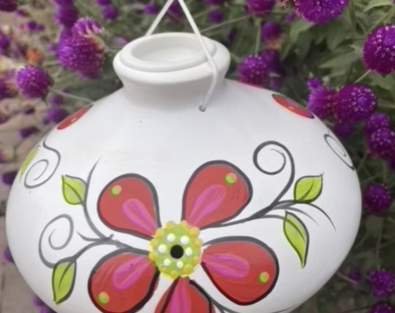 Lone Wolf Large Hummingbird Feeder - Callie